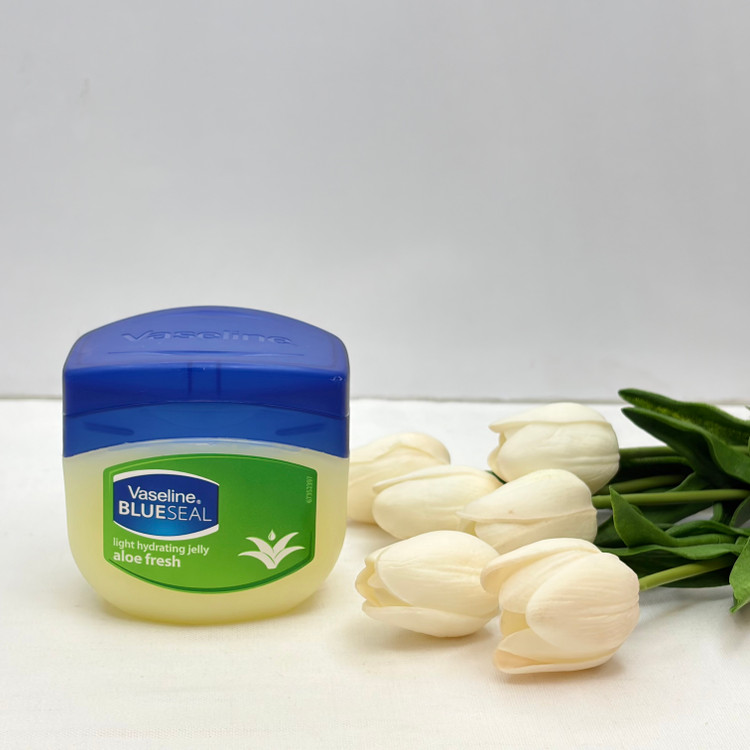 ژل کرم روغنی نرم کننده دست و بدن کاسه ای آلوئهورا ۲۵۰ میلblue seal aloe fresh