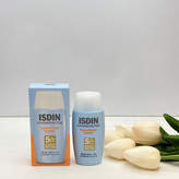 فلوئید ضدآفتاب بدون رنگ SPF50 مدل Fusion Water Magic مناسب انواع پوست، حجم 50 میلیلیتر کیفیت اصلی