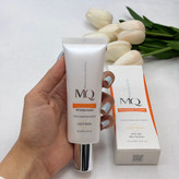 ضدآفتاب مدل بیوتچ روشن کننده لایت بژ آبرسان رنگ بژ روشن ام کیوLight Beige (spf50 Bio-Taches)