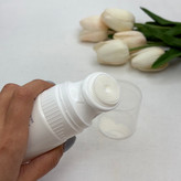 ژل شستشو صورت سنسی ویت ویتالایربا براش سیلیکونی حاوی هیالورونیک اسید و زینک مناسب پوست حساس