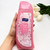 شامپو بدن مدل Sakura Blossom رایحه شکوفه گیلاس حجم 500 میلی لیتر