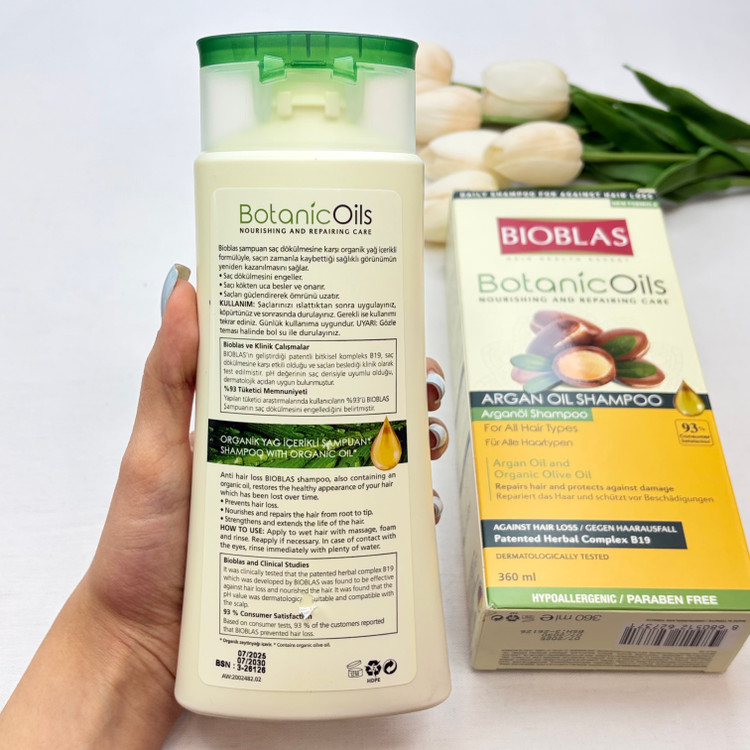 شامپو آرگان مدل Botanic Oils کاهش ریزش مو بدون پارابن و فتلات حاوی روغن ارگان و روغن زیتون ارگانیک تنظیم ph مو مناسب برای انواع مو بدون ایجاد حساسیت با تاثیرگذاری سریع