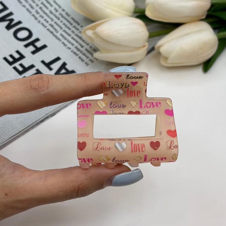 کلیپس مستطیل توخالی یخی مات طرح love عشق 5cm
