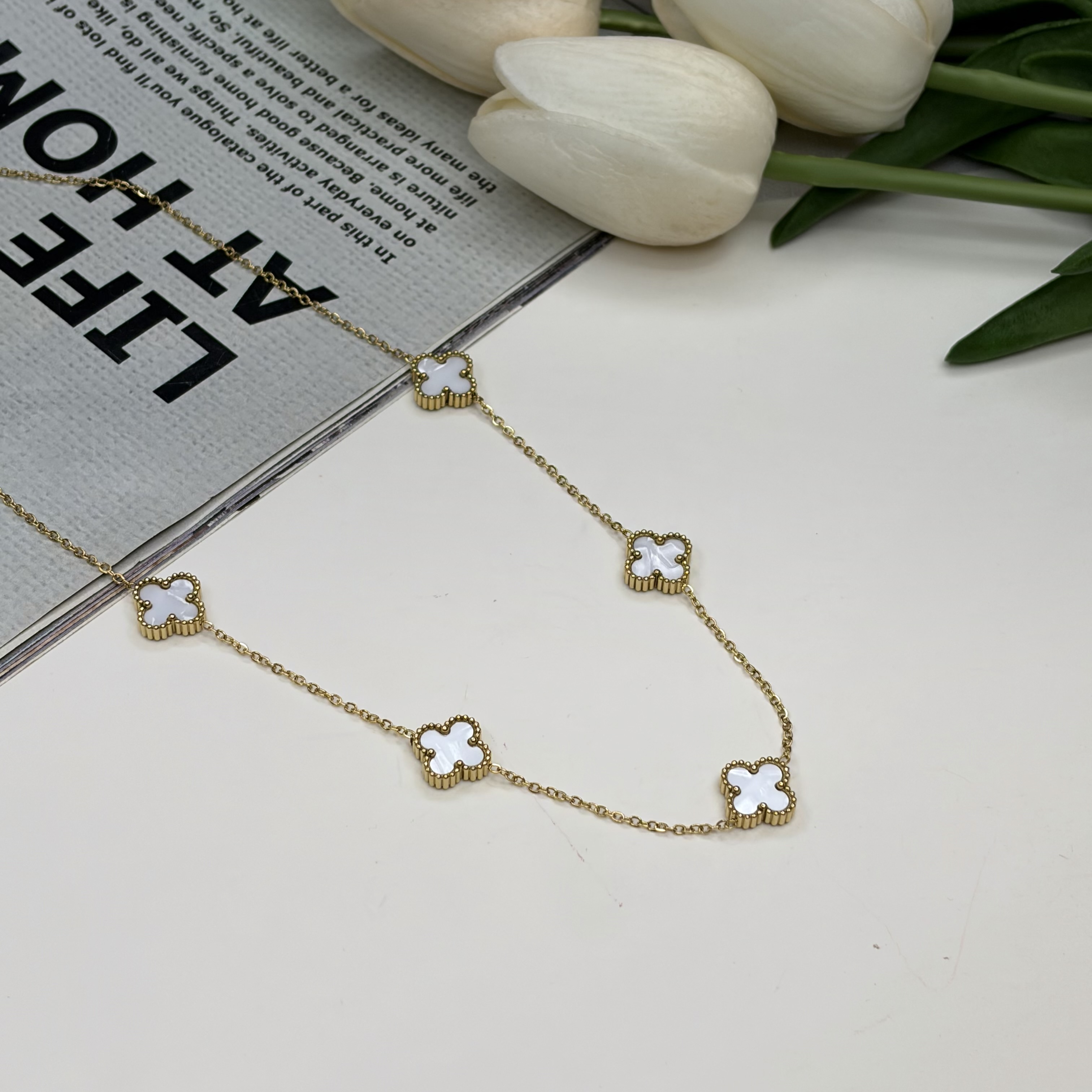 گردنبند ونکلیف صدفی رنگ ثابت استیل سفید 5 عددی