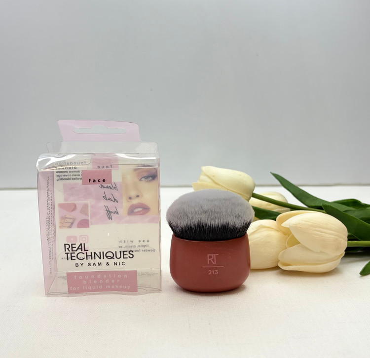 براش تکی کرم پودر ریل تکنیک Real Techiques مدل Foundation Blender