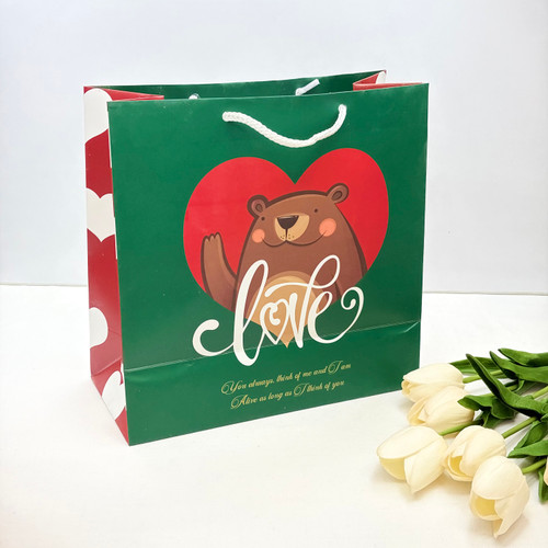 بگ شاپ بگ کادویی طرح خرس و Love سبز