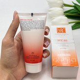 ضدآفتاب رنگی مدل مات و بدون چربی مای مناسب پوست چرب و مختلط اکستریم پروتکشن spf 60