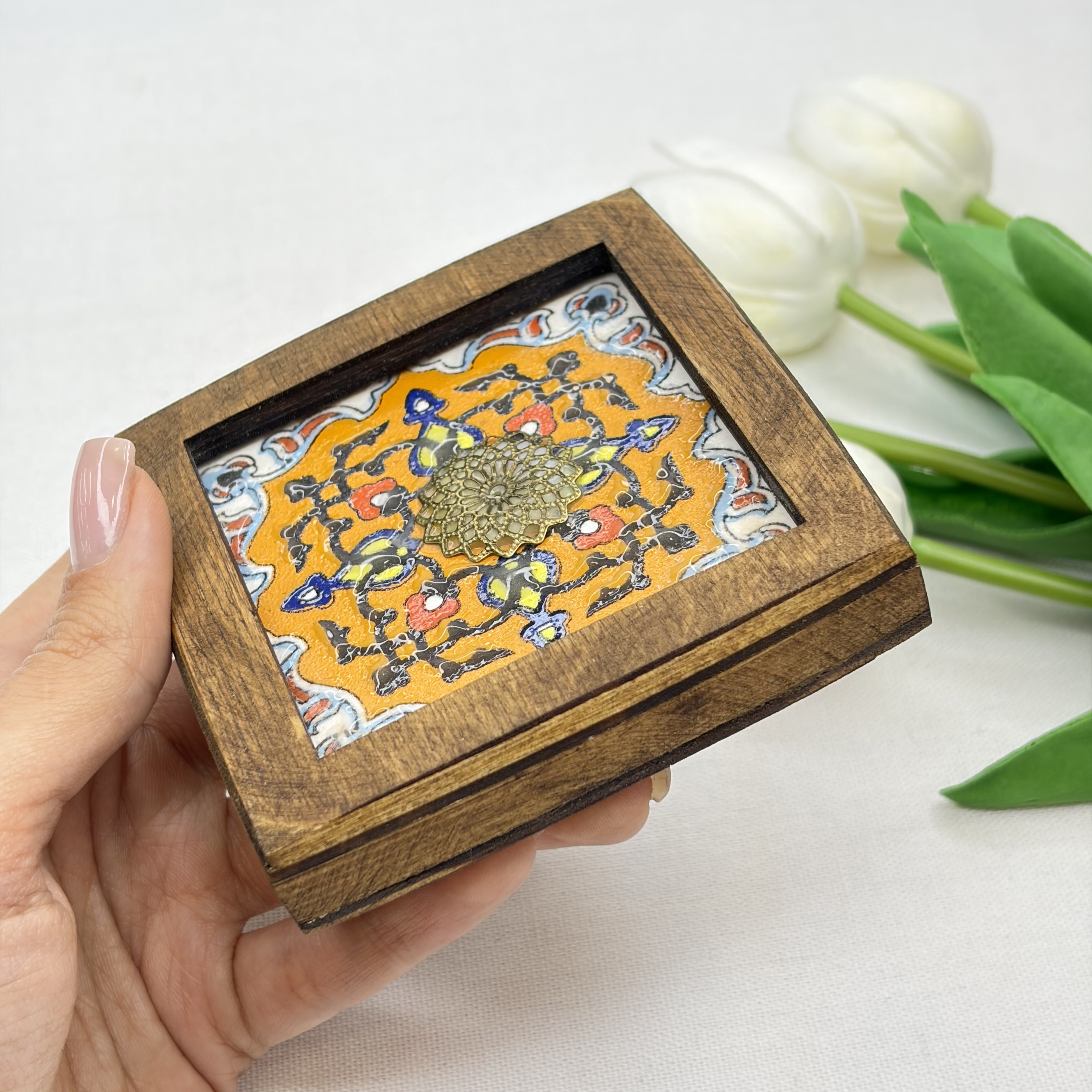 جاعودی طرح دار مربعی چوب و سرامیک