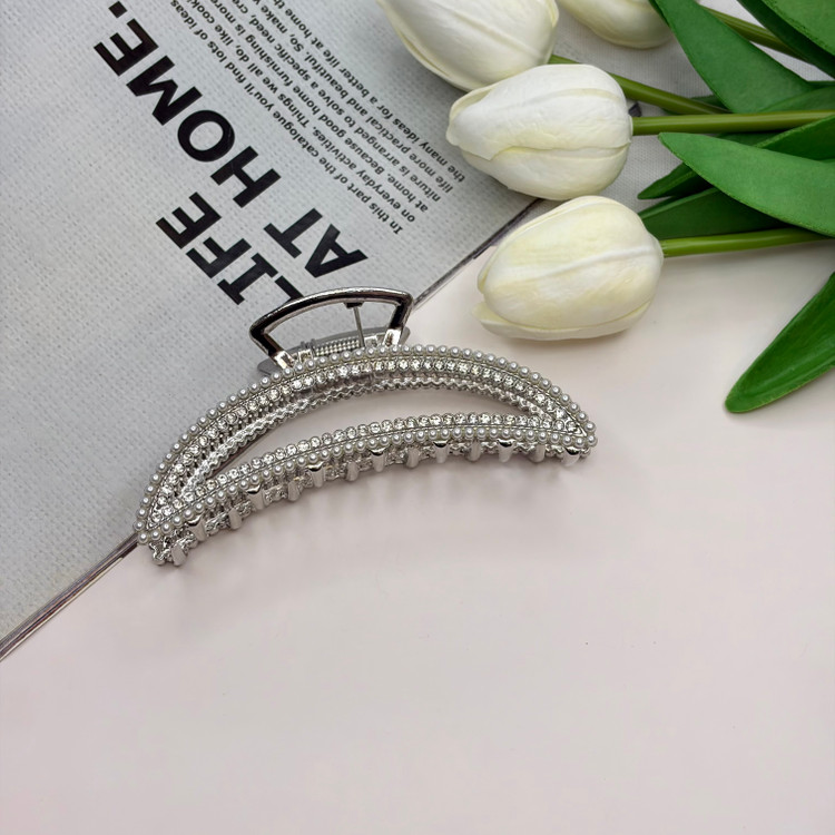 کلیپس فلزی نقره ای رنگ طرح ماه فول نگین مروارید سایز بزرگ11cm