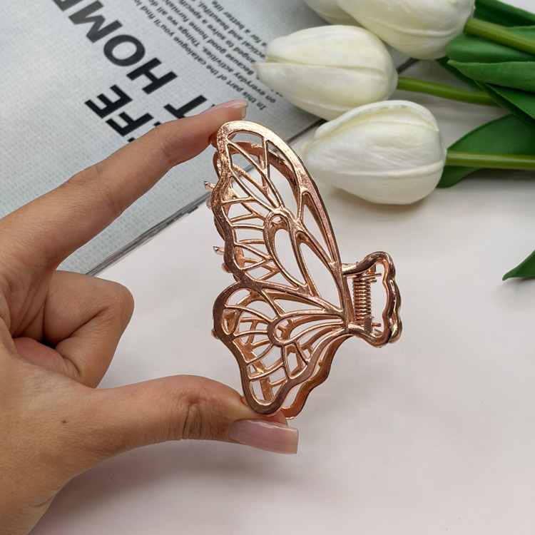 کلیپس فلزی طرح پروانه نیمه رنگ براق وارداتی باکیفیت سایز7cm
