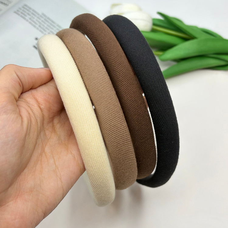 تل سر پارچه ی مخمل ابری باریک با کیفیت عالی وارداتی 1.5cm