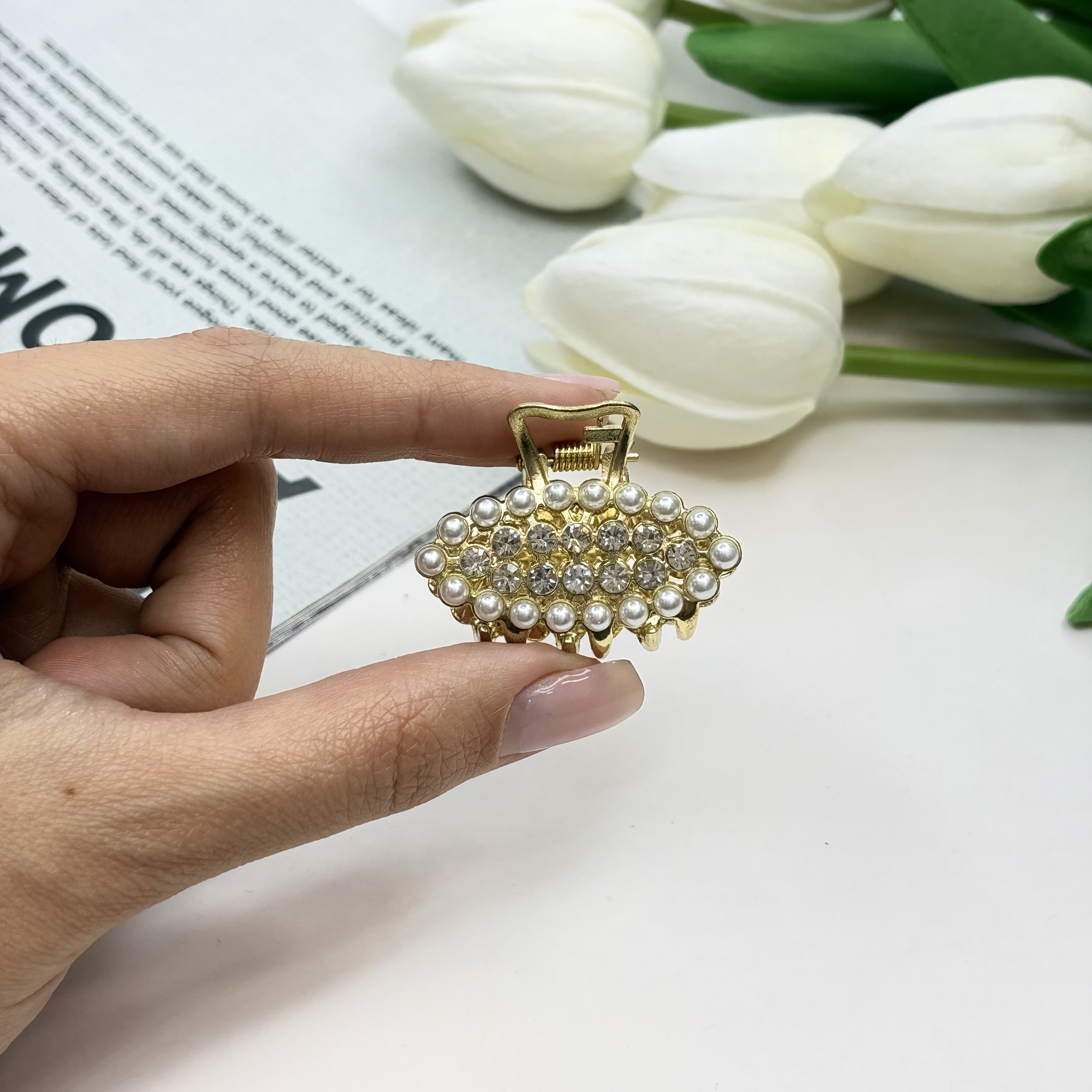 کلیپس فلزی طرح اشک فول نگین ومرواریدسایز3.5CM