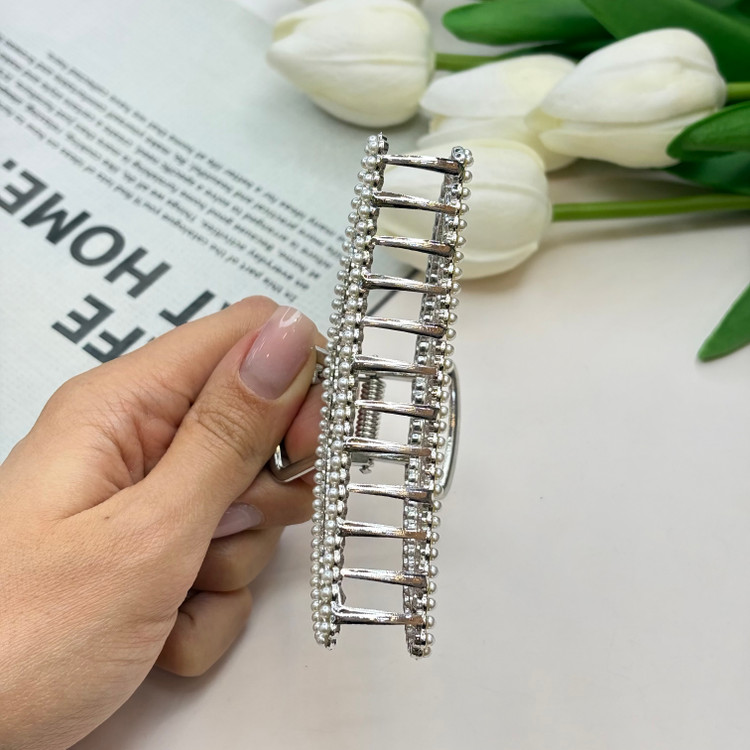کلیپس فلزی نیم دایره فول نگین و مروارید رنگ نقره ای سایز9.5CM