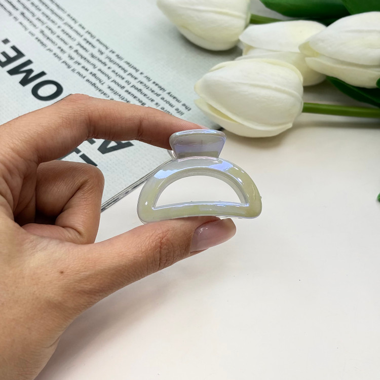 کلیپس نیم دایره هولوگرامی براق باکیفیت وارداتی سایز4CM