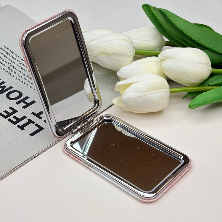 آینه جیبی دوطرفه طرح SeaSon Greeting مستطیل چرم 9.5cm در 6cm