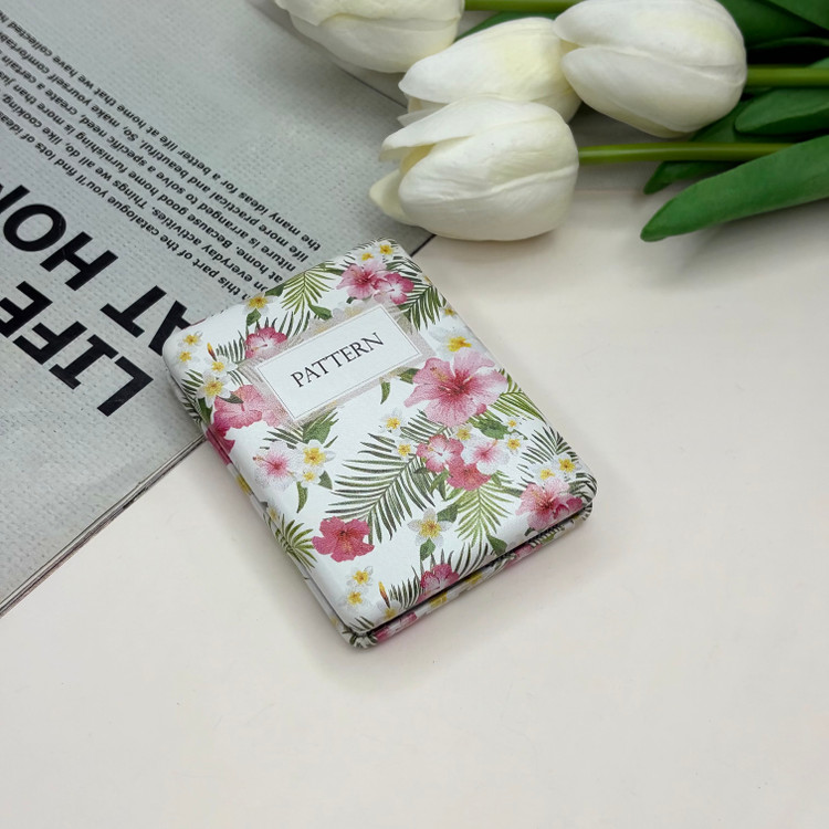 آینه جیبی دوطرفه طرح پترن گلدار مستطیل چرم8.5cm در 6cm