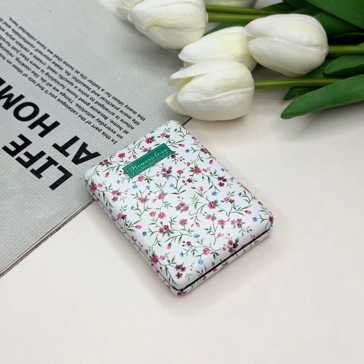 آینه جیبی دوطرفه طرح گلدار ریز چرمی مستطیل8.5cm در 6cm