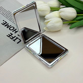 آینه جیبی دوطرفه طرح برگ مستطیلی چرم 8.5cm در 6cm