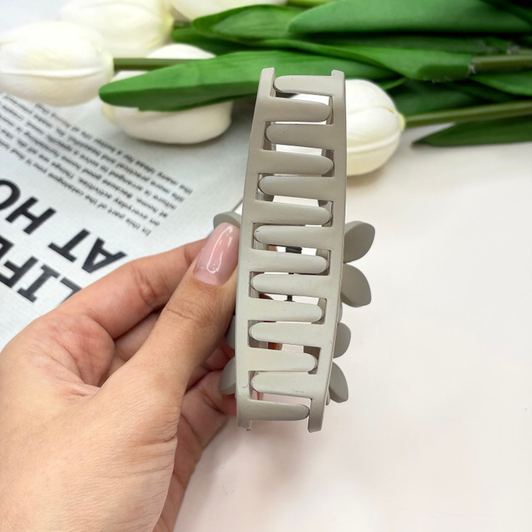 کلیپس مدل نیم دایره دوگل سایز بزرگ رنگی مات9cm