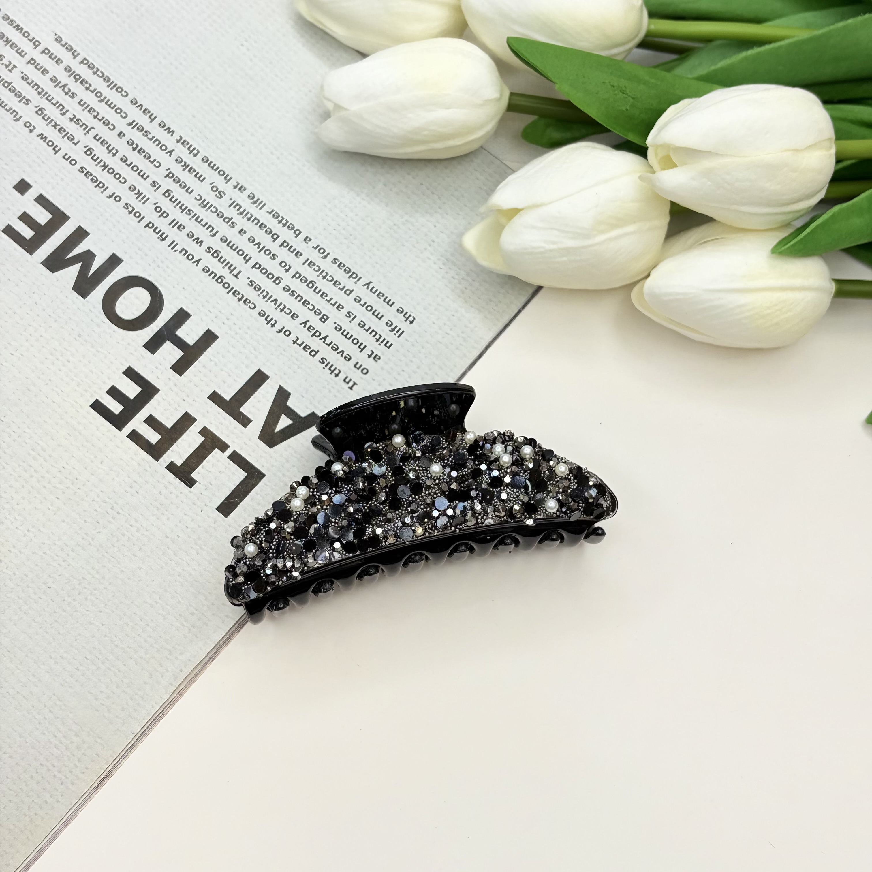 کلیپس نیم دایره  نشکن رنگ مشکی فول نگین و مروارید8.5cm