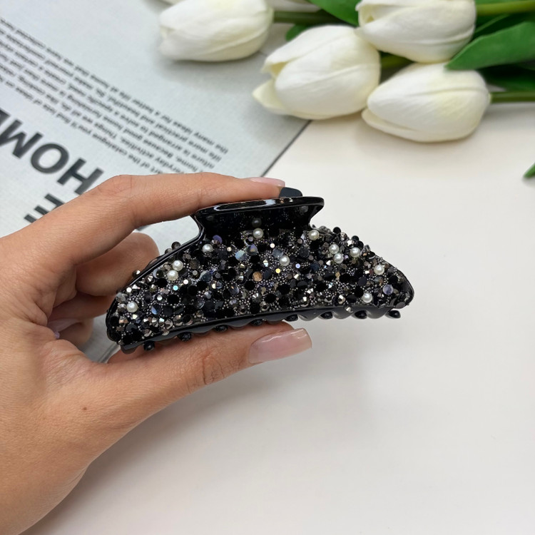 کلیپس نیم دایره نشکن رنگ مشکی فول نگین و مروارید8.5cm