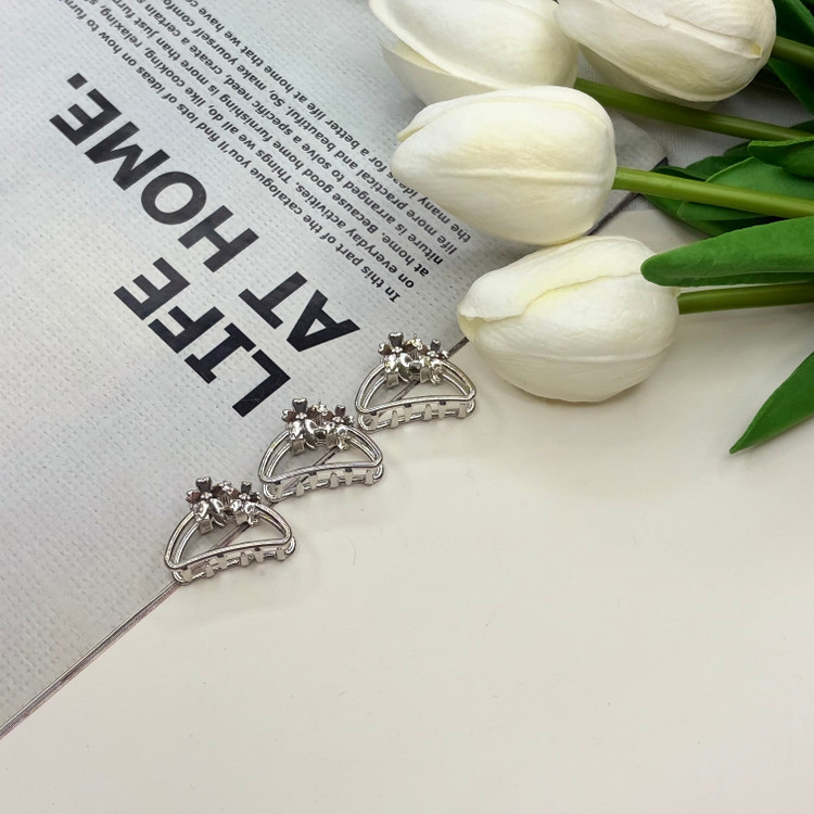 کلیپس فلزی طرح نیم دایره دوگل سایز کوچک رنگ نقره ای2.5cm