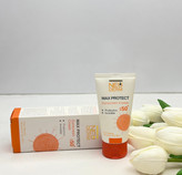 کرم ضدآفتاب مکس پروتکت بی رنگ نئودرم spf 50مناسب پوست های خشک و معمولی50میل