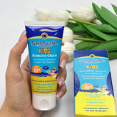 کرم ضدآفتاب سان سیف spf30مناسب کودکان فاقد جاذب های شیمیایی
