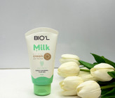 کرم مرطوب کننده دست و صورت بیول(biol) تیوپی حاوی پروتئین شیر و جو دوسر ۷۰میل مناسب پوست معمولی تا خشک