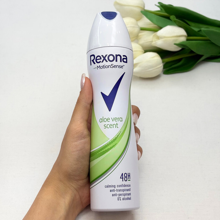 اسپری دئودرانت بدن رنگ سبز مدل aloe vera scent بدون الکل با ماندگاری ۴۸ساعت۲۰۰میل