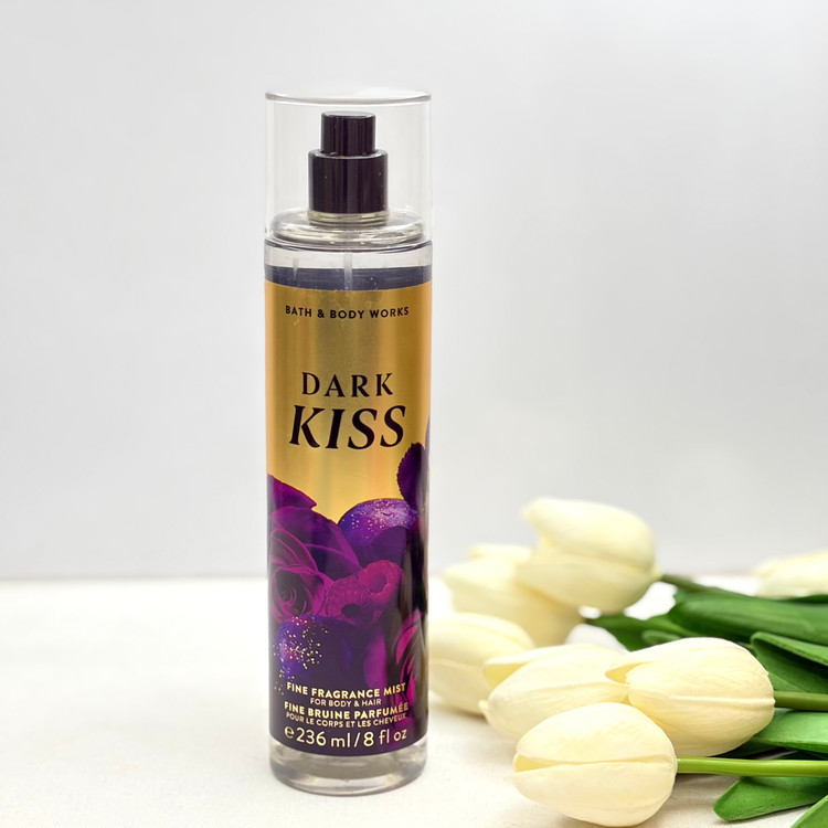 بادی اسپلش و بادی میست اصلی مدل Dark kiss حجم ۲۳۶میل میوهای سنگین، شیرین و کمی تند مشابه ادکلن بریتنی اسپیرز Britney Spears Midnight Fantasy