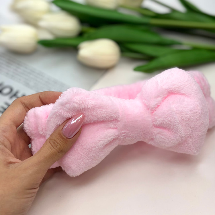 پک هدبند حوله ای و مچ بند مناسب شستشو صورت و روتین پوستی رنگ صورتی