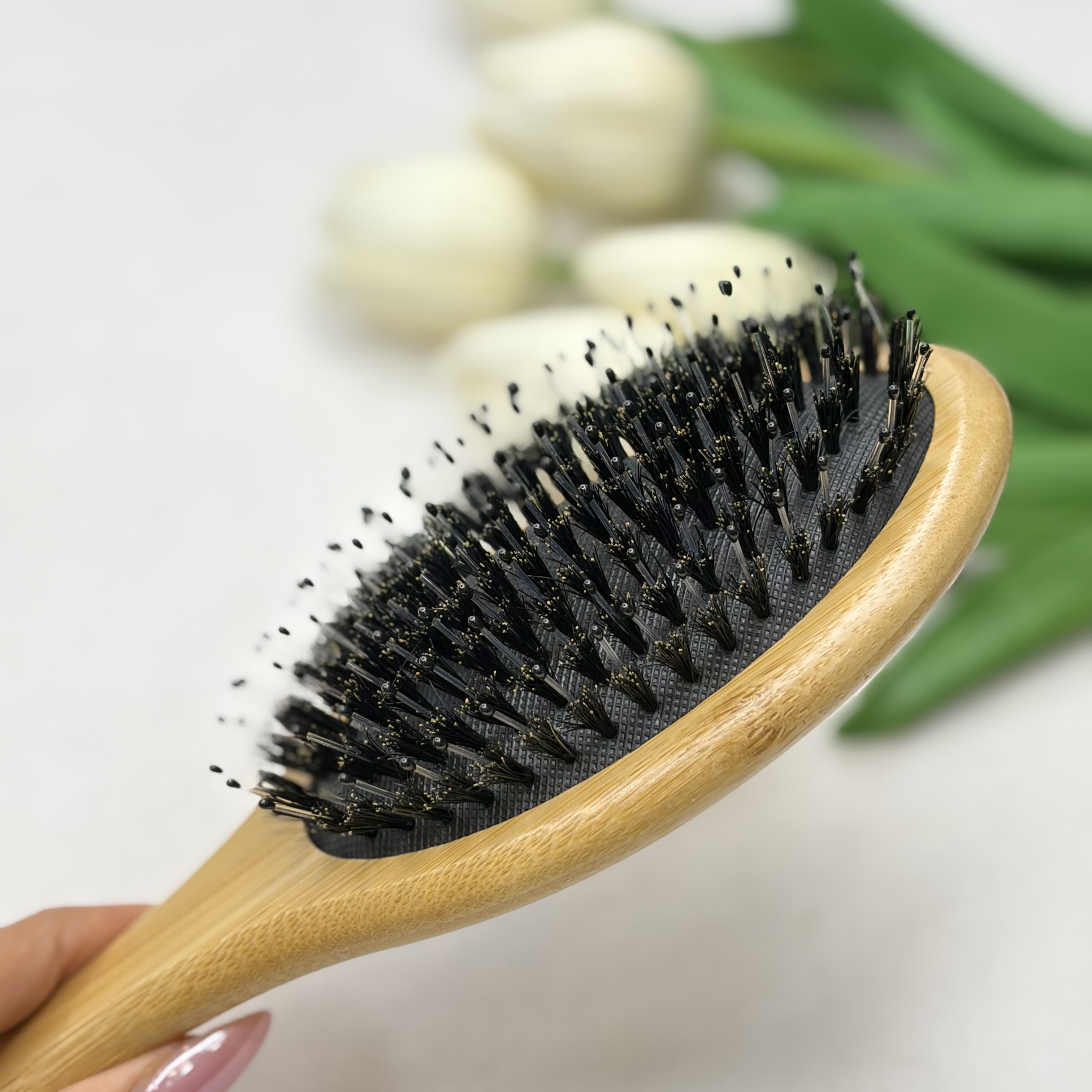 برس اکستنشن و گره باز کن ضد آب مو چوبی طرح بیضی