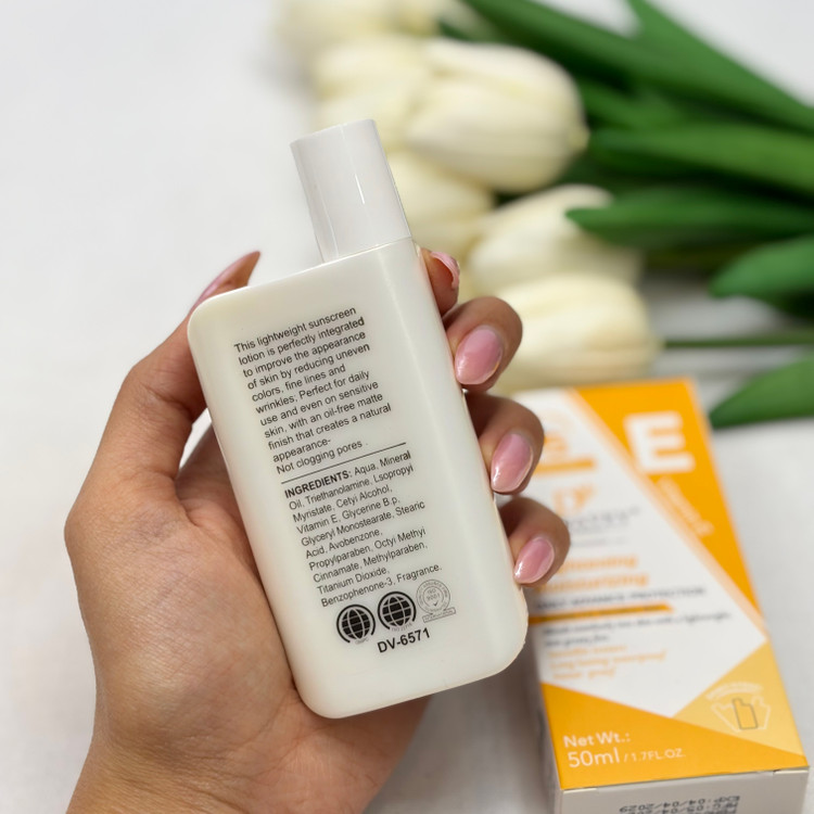 ضد آفتاب ویتامین E دکتر داوی Dr. Davey مدل 45 SPF حجم 50ml